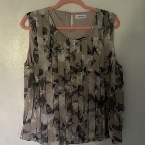 Calvin Klein Women’s sleeveless Top, Size XL